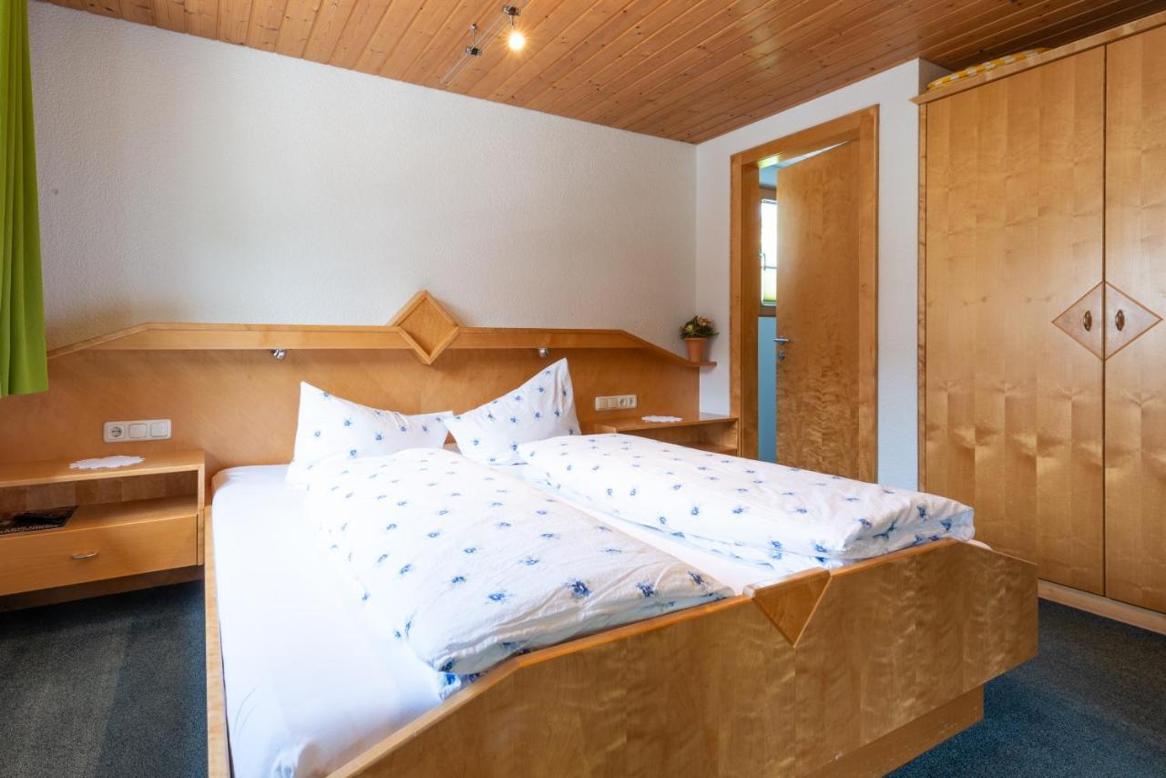 Haus Furka Hotel Damuels Luaran gambar