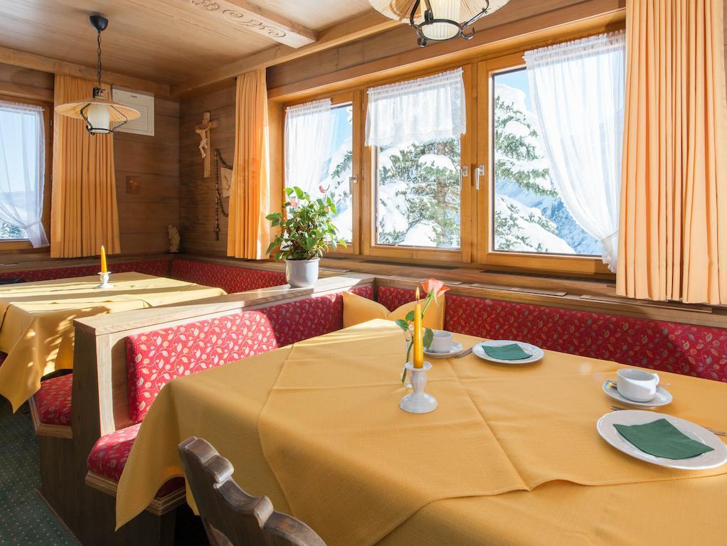 Haus Furka Hotel Damuels Luaran gambar
